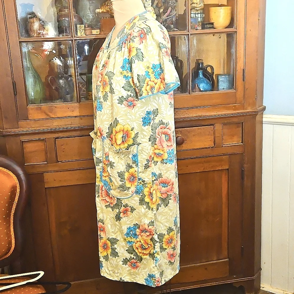Old Dumpy Floral Housedress